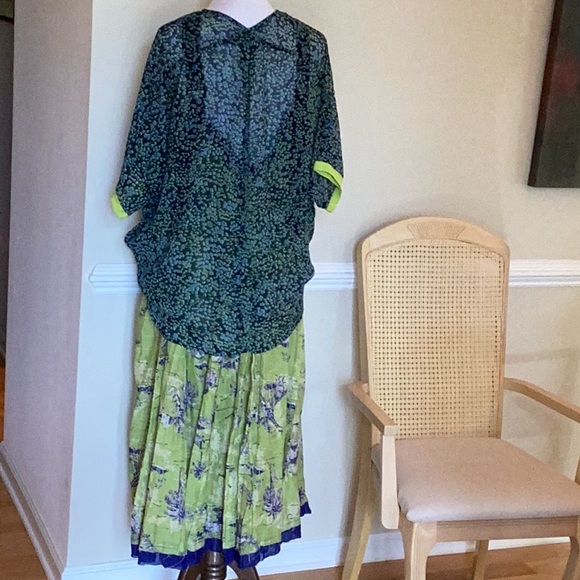 Free People lime green and navy wildlife print low back dress lined w/navy trim - Picture 11 of 15